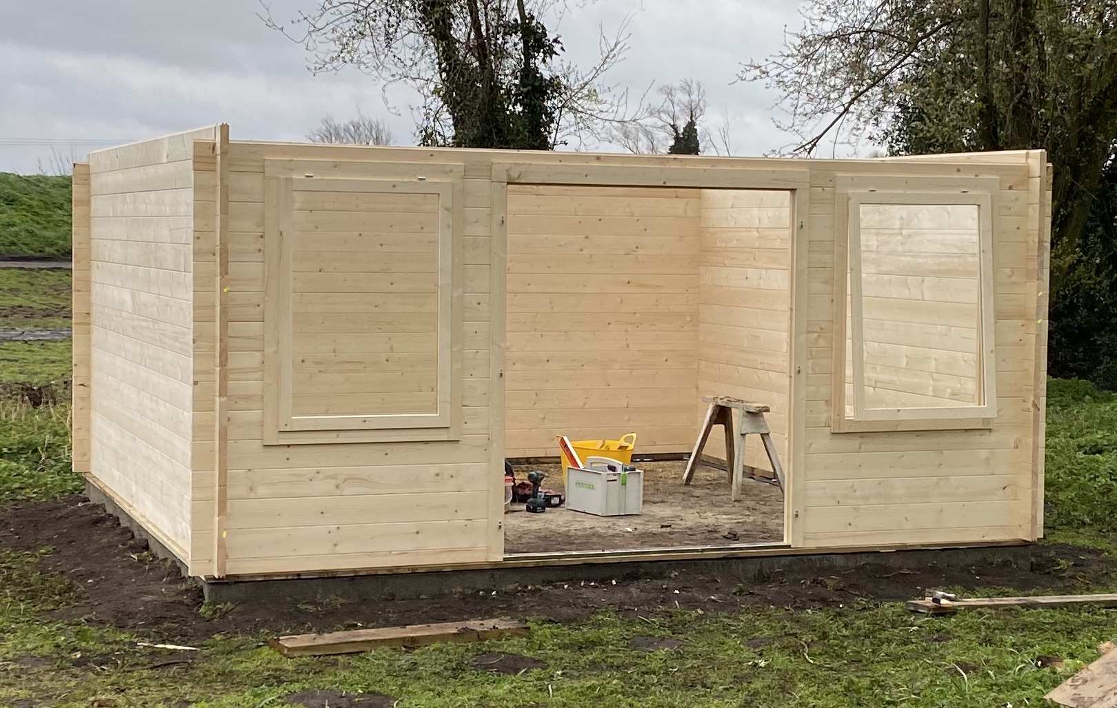 C3CCBE96-D059-4E07-9284-A37FFAA22409_1_201_a